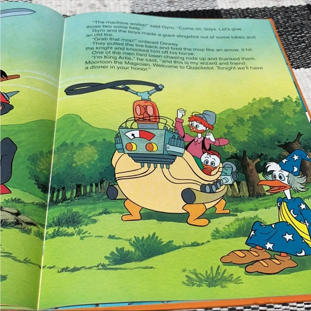 Vintage 1989 Disney DuckTales Sphinx for the Memories Sir Gyro Gearloose HC
